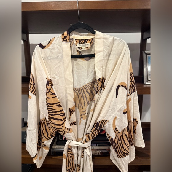Emerson Fry FETE LAYERING TOP Kimono  - TIGERS EGRET - Picture 3 of 6